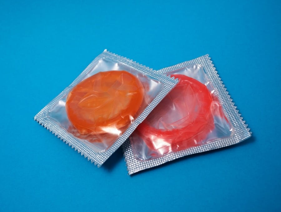 Hormonfrei verhüten - mit dem Kondom.